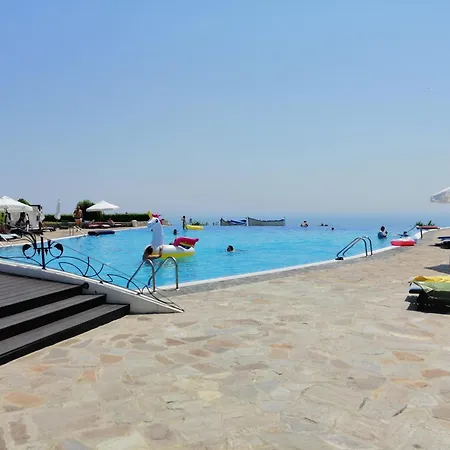 Kaliakria Garden Апартамент